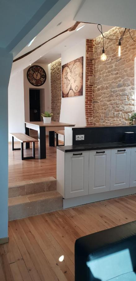 Atypical Flat Apartment Charleville-Mezieres Bagian luar foto